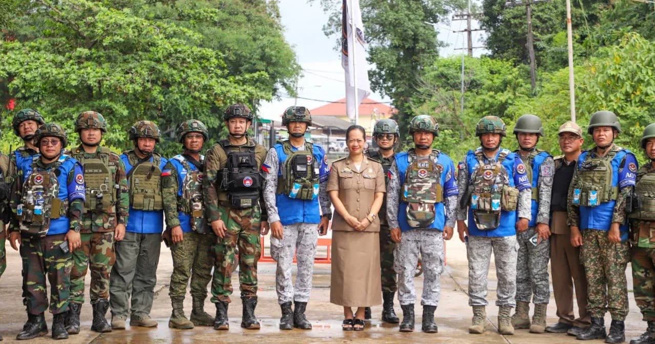 អ្នកនាំពាក្យក្រសួងការពារជាតិ នៃព្រះរាជាណាចក្រកម្ពុជា សូមជម្រាបជូនសាធារណជន អ្នកសារព័ត៌មានជាតិ និងអន្តរជាតិមេត្តាជ្រាបថា៖