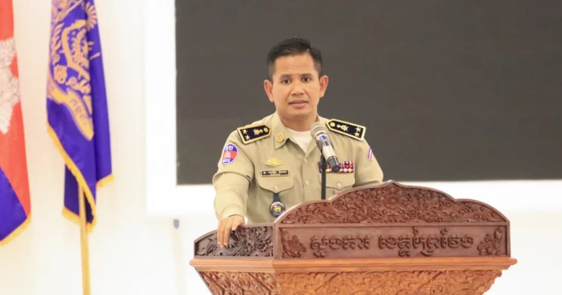 លោកឧត្តមសេនីយ៍ទោ ឈឿន ប៊ុនឆន អញ្ជើញជាអធិបតីក្នុងកិច្ចប្រជុំវិសាមញ្ញ ស្នងការដ្ឋាននគរបាលខេត្តព្រៃវែង