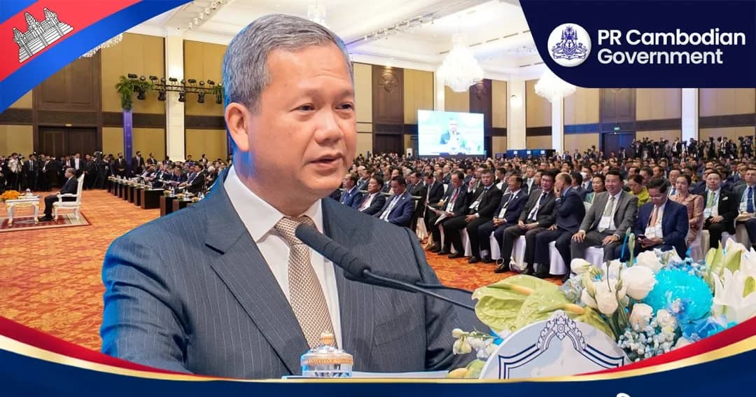កម្ពុជាទទួលខុសត្រូវពេញលេញ ក្នុងការធានាសន្តិសុខព្រំដែន ការអនុវត្តច្បាប់ និងការស្តារឡើងវិញនូវបូរណភាពនៃដែនយុត្តាធិការជាតិរបស់យើង។ ជាក់ស្តែងកាលពីខែកុម្ភៈ ឆ្នាំ២០២៥ យើងបានបង្កើតគណៈកម្មការជាតិប្រយុទ្ធប្រឆាំងការឆបោកតាមប្រព័ន្ធអនឡាញ ដែលស្ថិតក្រោមការដឹកនាំផ្ទាល់របស់ខ្ញុំ។