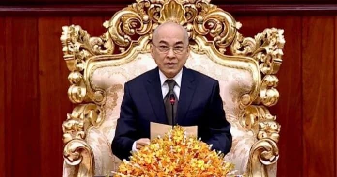 ព្រះមហាក្សត្រ អំពាវនាវជនរួមជាតិរួមគ្នាជាធ្លុង គាំទ្ររាជរដ្ឋាភិបាលលើការការពារព្រំដែន