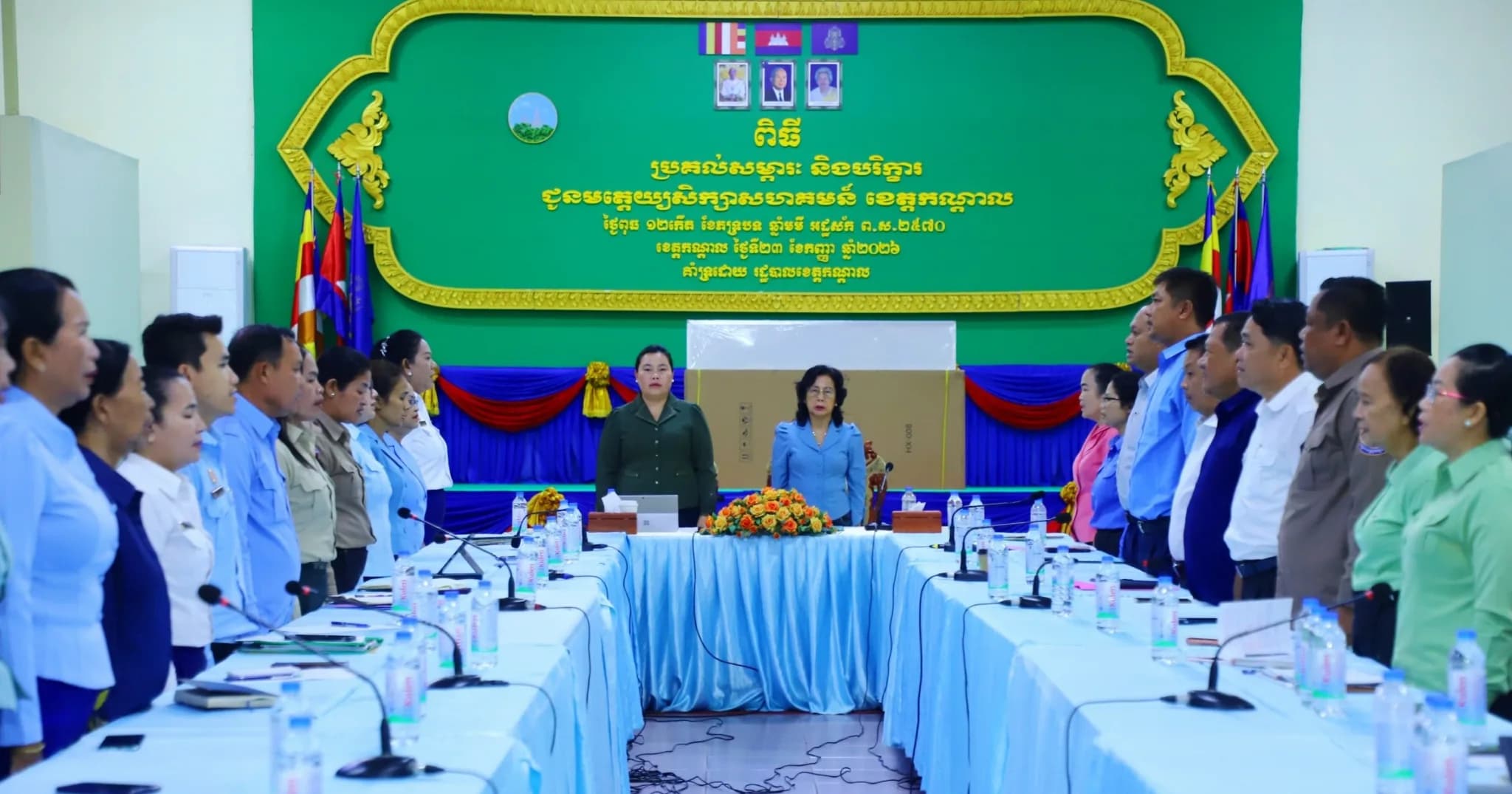 រដ្ឋបាលខេត្តកណ្តាល បានរៀបចំពិធីប្រគល់សម្ភារៈ និងបរិក្ខារជូនមត្តេយ្យសិក្សាសហគមន៍ ខេត្តកណ្តាល