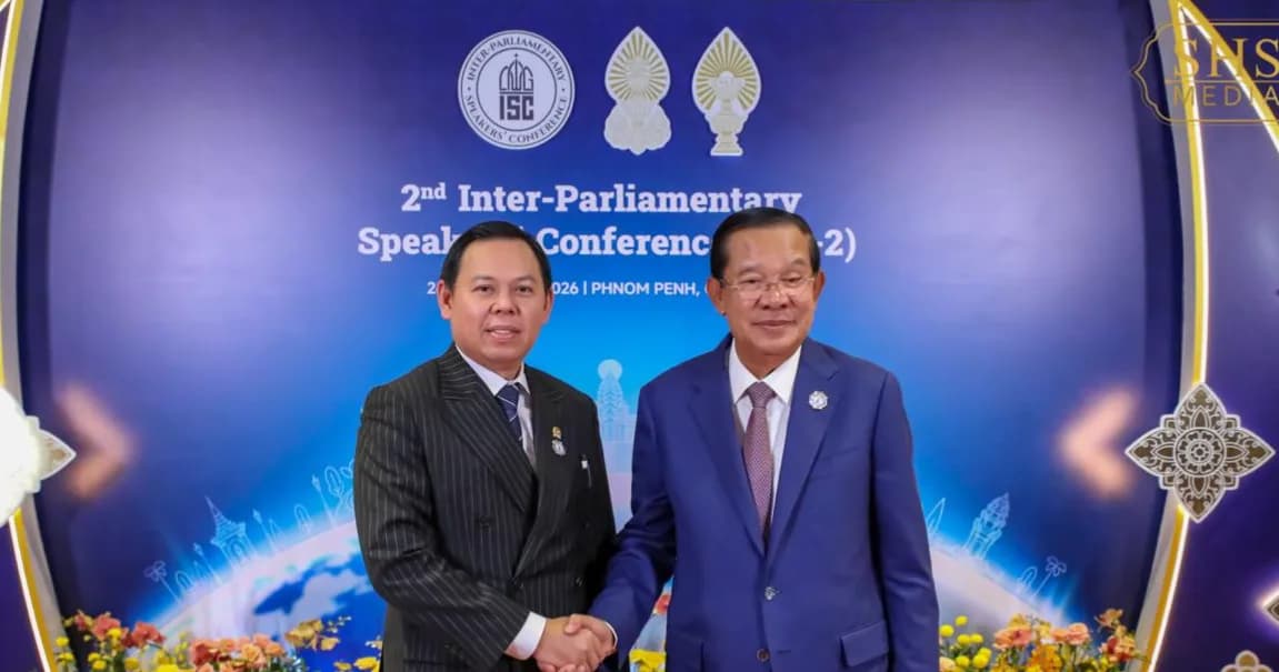 សម្ដេចអគ្គមហាសេនាបតីតេជោ ហ៊ុន សែន ប្រធានព្រឹទ្ធសភា នៃព្រះរាជាណាចក្រកម្ពុជា និងជាប្រធានសន្និសីទប្រធានសភា នៃអន្តរសភា លើកទី២ (ISC-2) ទទួលជួបសម្ដែងការគួរសម និងពិភាក្សាការងារ ជាមួយឯកឧត្តម Sultan Baktiar Najamudin ប្រធានព្រឹទ្ធសភាសាធារណរដ្ឋឥណ្ឌូនេស៊ី ក្នុងឱកាសដែល