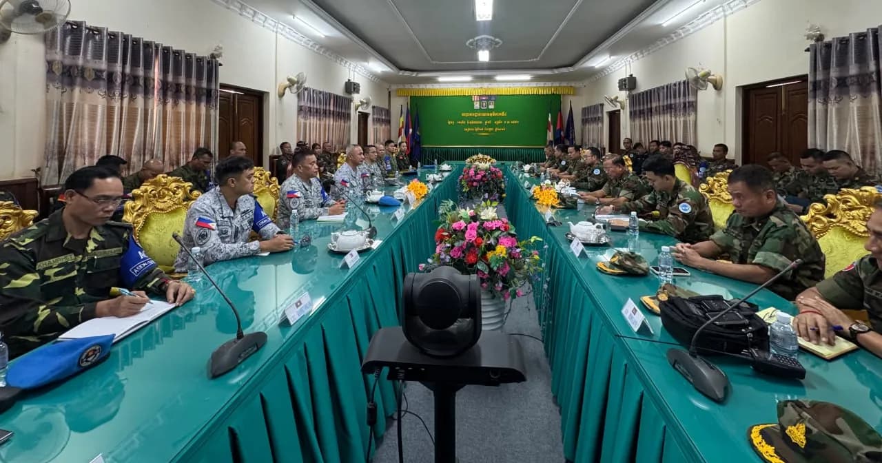 អ្នកនាំពាក្យក្រសួងការពារជាតិ នៃព្រះរាជាណាចក្រកម្ពុជា សូមជម្រាបជូនសាធារណជន អ្នកសារព័ត៌មានជាតិ និងអន្តរជាតិមេត្តាជ្រាបថា៖